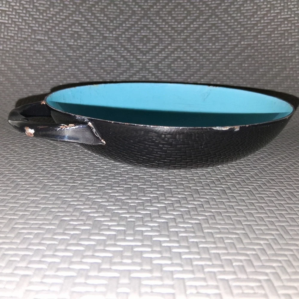 VTG Caravelle Sizzling Servers Enamel Pan Turquoise Mid Century Modern MI France